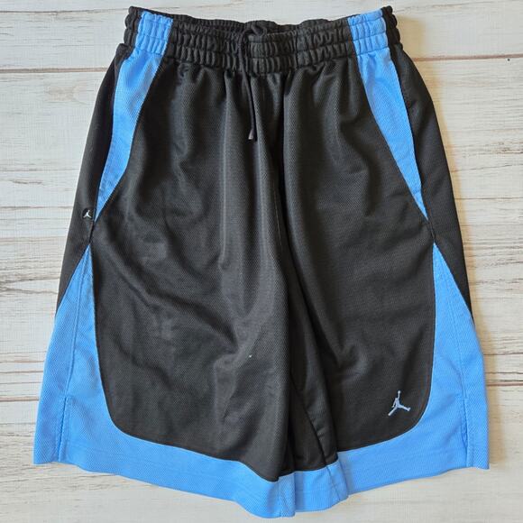 Jordan Men's Long Black and Blue Basketball Shorts sz XL - Picture 1 of 3